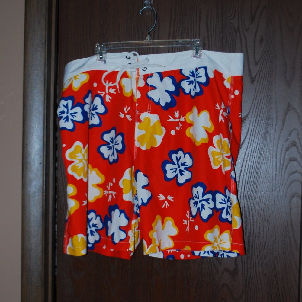 ***SALE*** - NWOT Colorful Men's Swim Trunks - XL